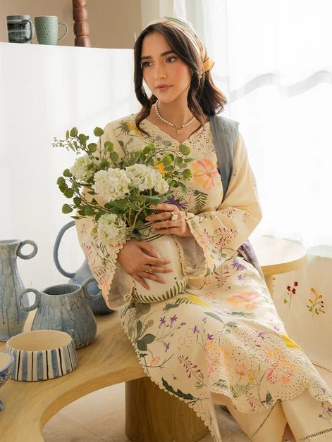 Sena I Fall & Florals Karandi I Yards - Portia Fabrics