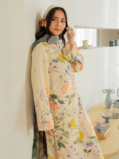 Sena I Fall & Florals Karandi I Yards - Portia Fabrics