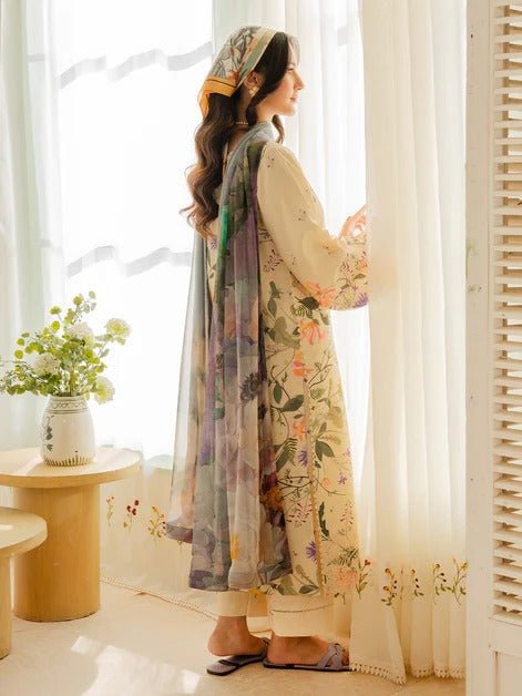 Sena I Fall & Florals Karandi I Yards - Portia Fabrics
