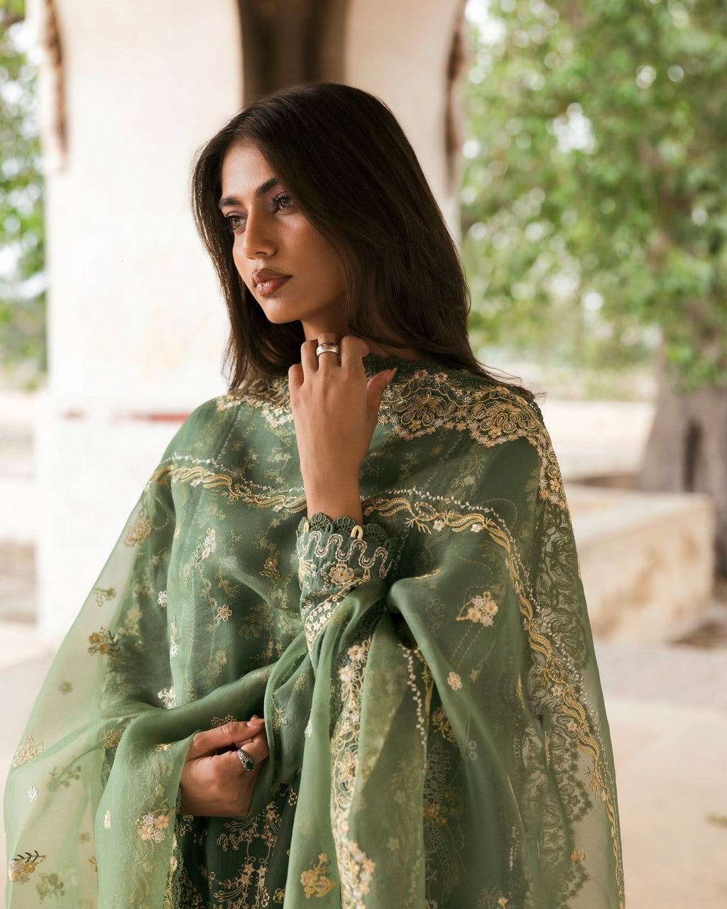 WAADНА I Mulaqaat Festive Lawn 25 I AFROZEH - Portia Fabrics