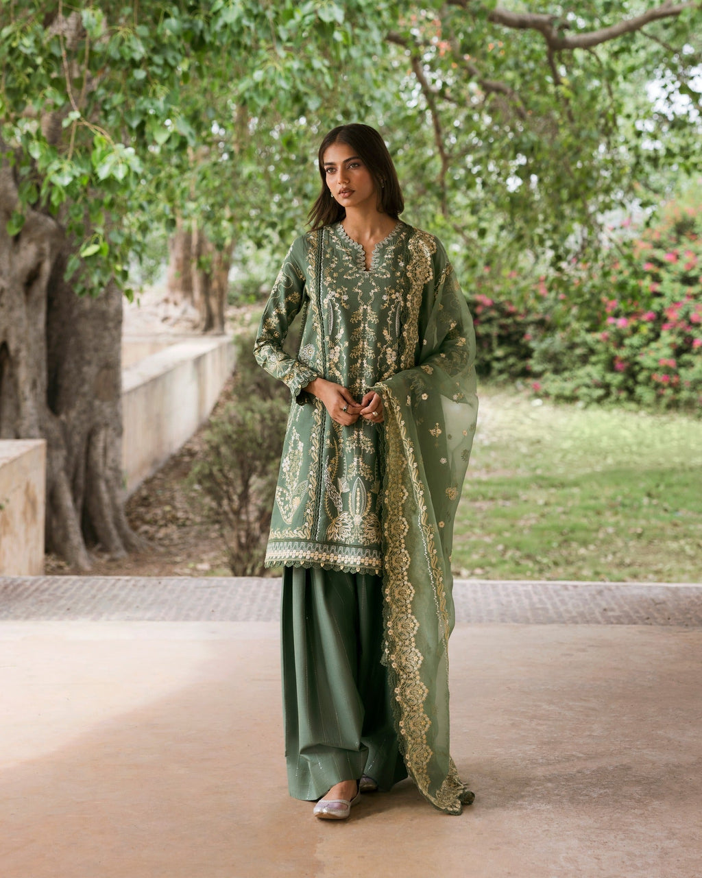 WAADНА I Mulaqaat Festive Lawn 25 I AFROZEH - Portia Fabrics
