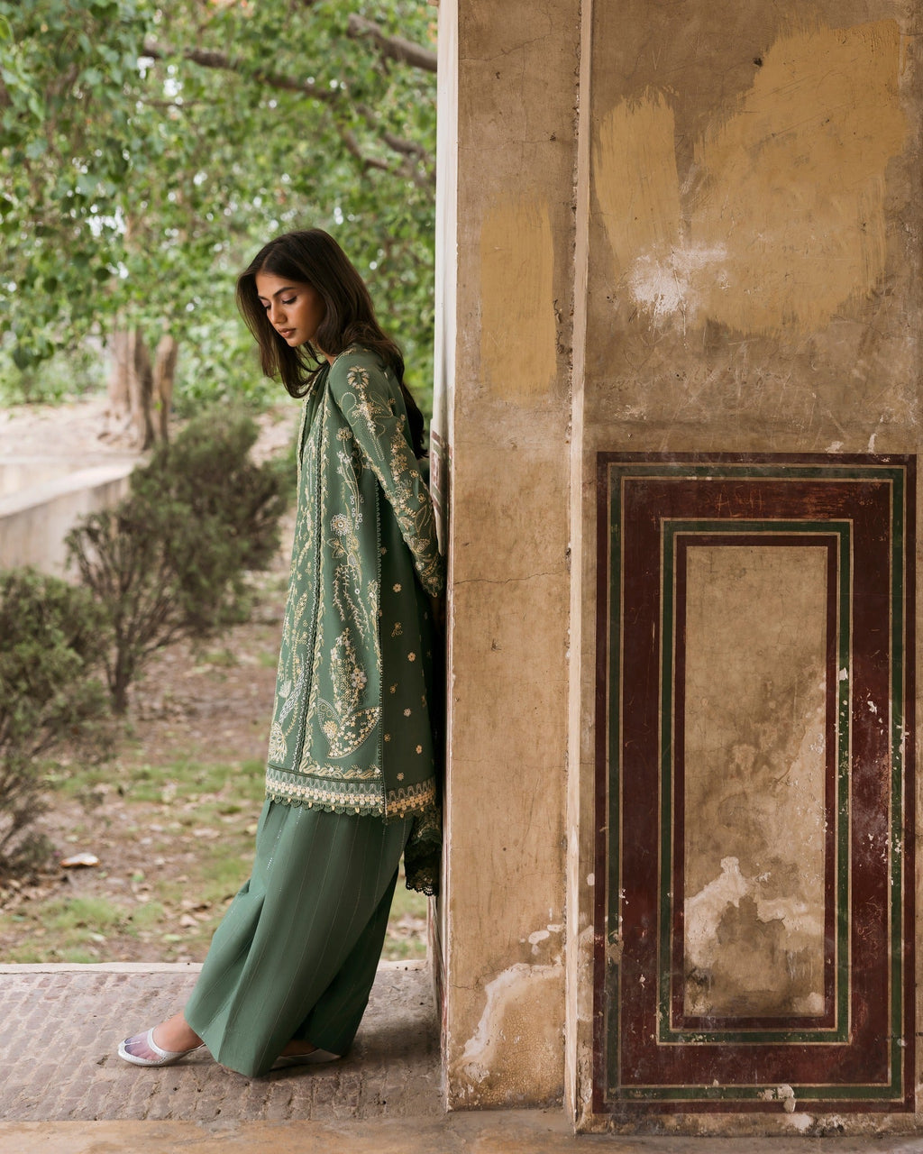 WAADНА I Mulaqaat Festive Lawn 25 I AFROZEH - Portia Fabrics