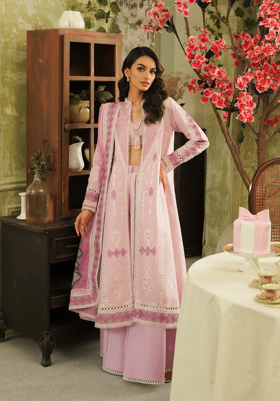 ZQT 001 FAYE | Tresor Luxury Lawn'24 | Zarqash - Portia Fabrics