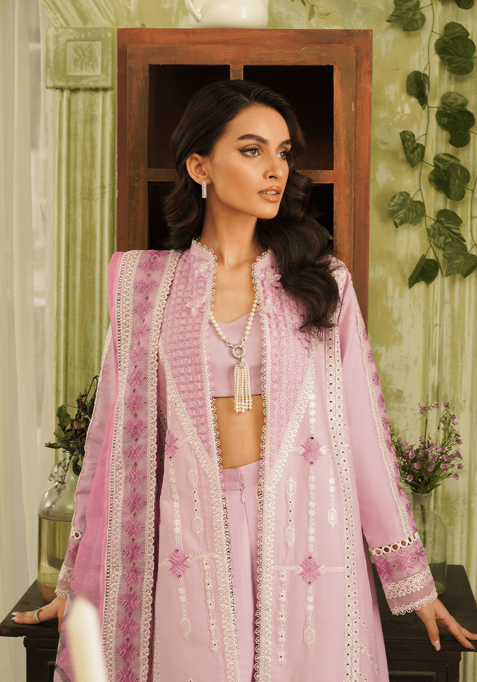 ZQT 001 FAYE | Tresor Luxury Lawn'24 | Zarqash - Portia Fabrics