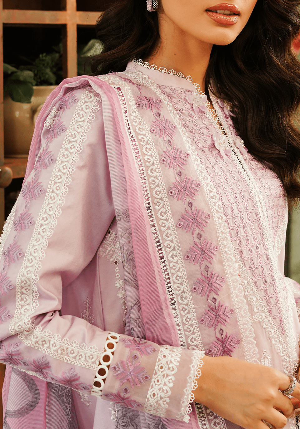 ZQT 001 FAYE | Tresor Luxury Lawn'24 | Zarqash - Portia Fabrics